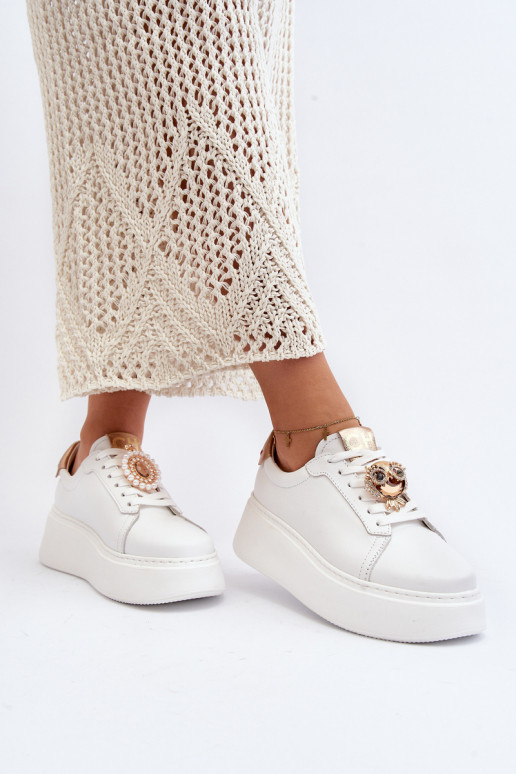 Moteriškas Oda Sneakers modelio batai CheBello 4411 baltos spalvos Moteriškas Oda Sneakers modelio batai CheBello 4411 baltos spalvos