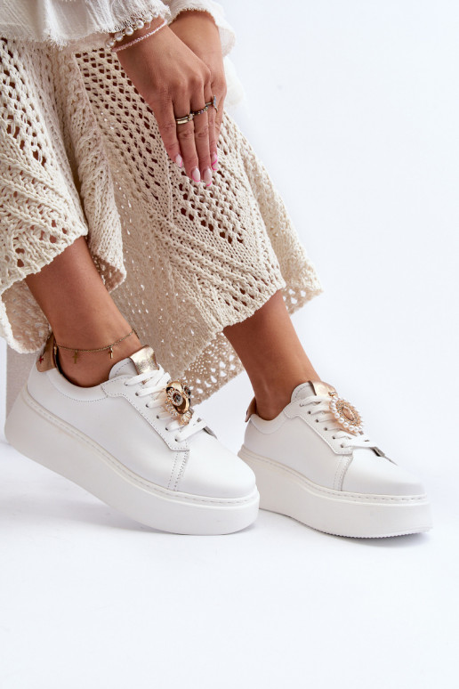 Moteriškas Oda Sneakers modelio batai CheBello 4411 baltos spalvos Moteriškas Oda Sneakers modelio batai CheBello 4411 baltos spalvos