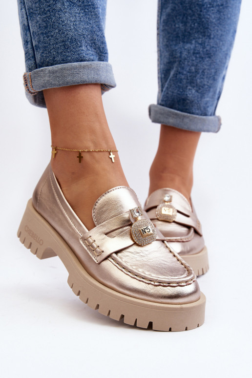 Oda batai Mokasinai su ornamentais CheBello 4291 aukso spalvos Oda batai Mokasinai su ornamentais CheBello 4291 aukso spalvos