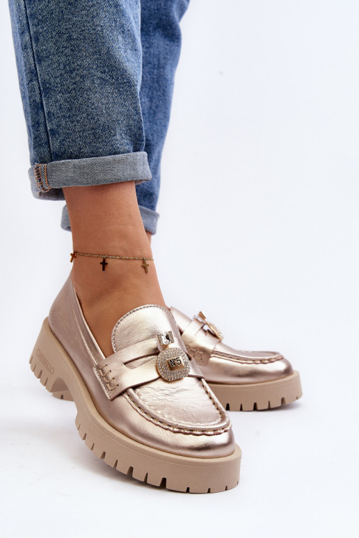 Oda batai Mokasinai su ornamentais CheBello 4291 aukso spalvos Oda batai Mokasinai su ornamentais CheBello 4291 aukso spalvos