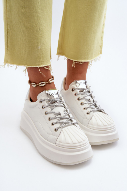 Oda Sneakers modelio batai Moteriškas su platforma GOE NN2N4033 baltos spalvos Oda Sneakers modelio batai Moteriškas su platforma GOE NN2N4033 baltos spalvos