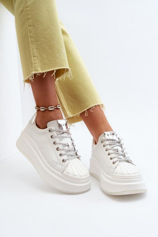 Oda Sneakers modelio batai Moteriškas su platforma GOE NN2N4033 baltos spalvos Oda Sneakers modelio batai Moteriškas su platforma GOE NN2N4033 baltos spalvos