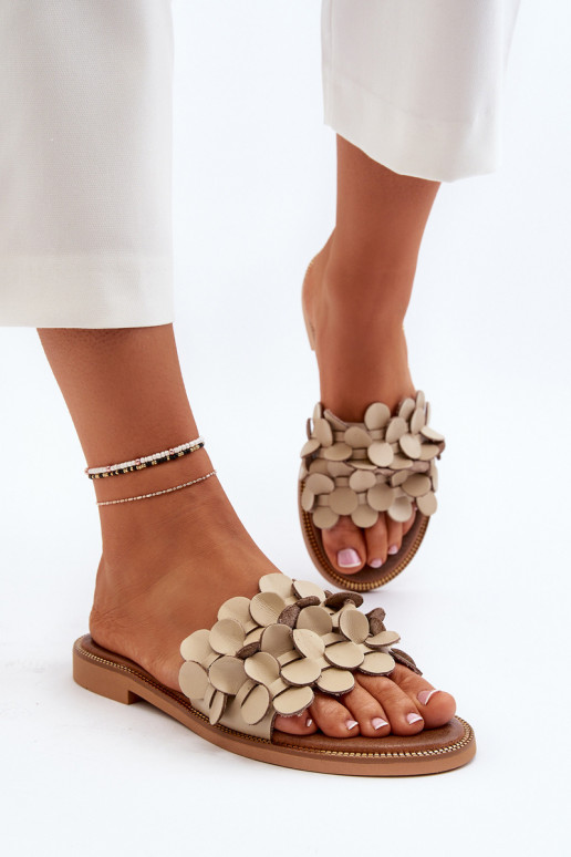 Zazoo 40381 Moteriškas Odinės šlepetės su plačiais kulniukais smėlio spalvos Zazoo 40381 Moteriškas Odinės šlepetės su plačiais kulniukais smėlio spalvos