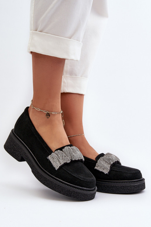 Zazoo 3419 moteriški mokasinai iš zomšos Su dekoratyvine juostele juodos spalvos Zazoo 3419 moteriški mokasinai iš zomšos Su dekoratyvine juostele juodos spalvos