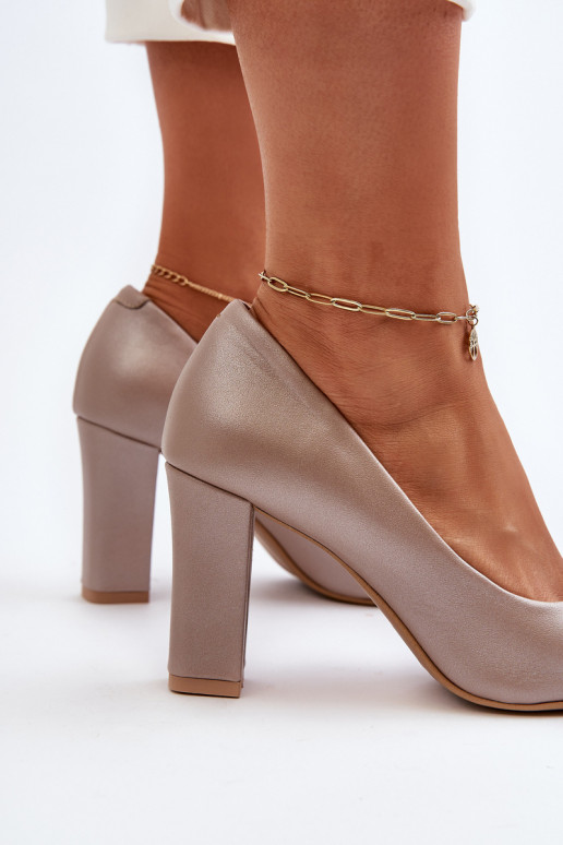 Zazoo 2453/OS Oda Bateliai su kulniukais su širdelėmis perlamutriniai Zazoo 2453/OS Oda Bateliai su kulniukais su širdelėmis perlamutriniai