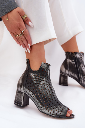 Oda Ažūriniai aulinukai Tai turiciejka 05420-01 juodos spalvos