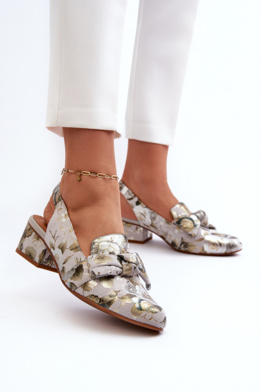 Moteriškas Moteriškos basutės Ant žemo kulno su gėlytėmis Tai turiciejka N6539-38 žalios spalvos Moteriškas Moteriškos basutės Ant žemo kulno su gėlytėmis Tai turiciejka N6539-38 žalios spalvos