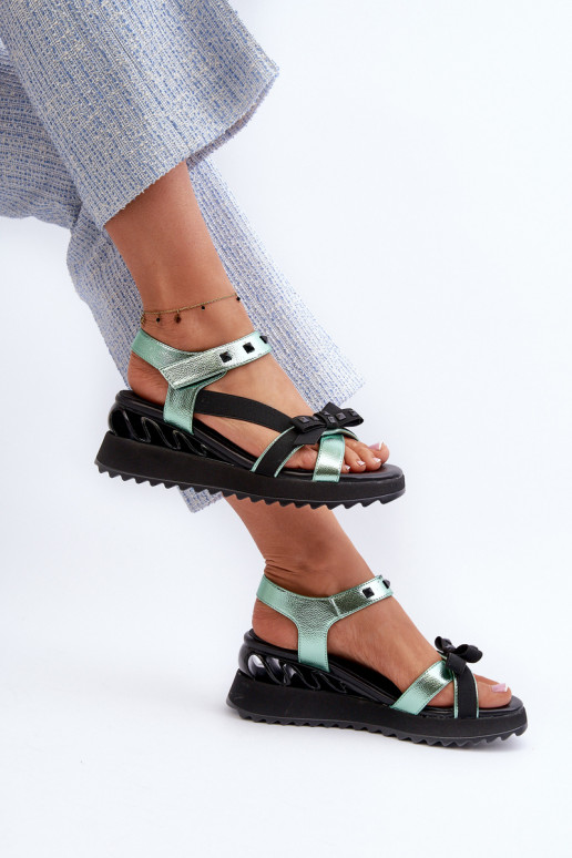 Moteriškos basutės su kaspinais D&A CR956 žalios spalvos Moteriškos basutės su kaspinais D&A CR956 žalios spalvos