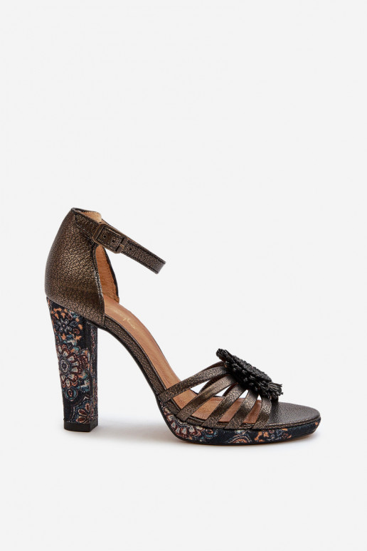 Moteriškos aukštakulnės basutės su ornamentais Tai turiciejka 06620-20 pilkos spalvos Moteriškos aukštakulnės basutės su ornamentais Tai turiciejka 06620-20 pilkos spalvos