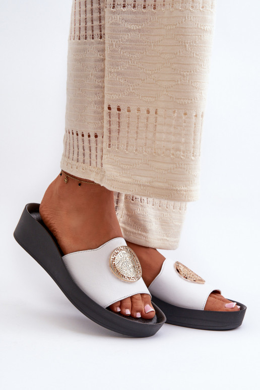 Zazoo 2920 Odinės šlepetės Moteriškas Ant platformos Ze aukso spalvosm Detalem baltos spalvos