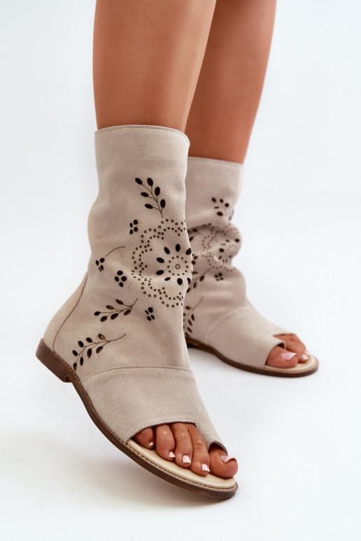 Zazoo 3437 Moteriškas Zomšinės basutės su auliuku Į Pilį dramblio kaulo spalvos Zazoo 3437 Moteriškas Zomšinės basutės su auliuku Į Pilį dramblio kaulo spalvos