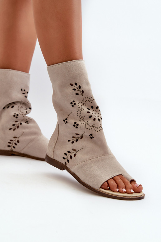 Zazoo 3437 Moteriškas Zomšinės basutės su auliuku Į Pilį dramblio kaulo spalvos Zazoo 3437 Moteriškas Zomšinės basutės su auliuku Į Pilį dramblio kaulo spalvos