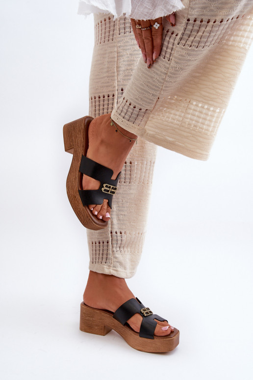 Zazoo 40412 Oda Elegantiško stiliaus Moteriškos šlepetės su aukso spalvos detalėmis juodos spalvos