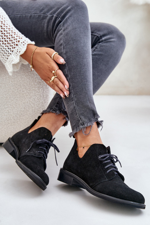 Zazoo 2959 iš zomšos batai Oksfordki su raišteliais su plačiais kulniukais juodos spalvos Zazoo 2959 iš zomšos batai Oksfordki su raišteliais su plačiais kulniukais juodos spalvos