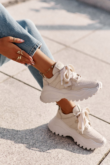 Moteriškas Oda Sneakers modelio batai smėlio spalvos CheBello 4583