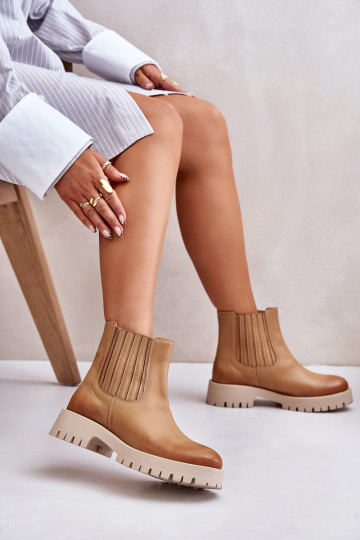 Įsispiriamo modelio Moteriški aulinukai su plačiais kulniukais Oda LeĮskis 3611 rudos spalvos