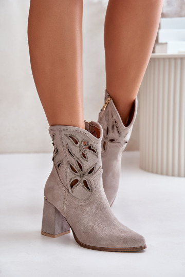 Ažūriniai aulinukai iš zomšos su kulniukais LeĮskis 3629 kapučino spalvos