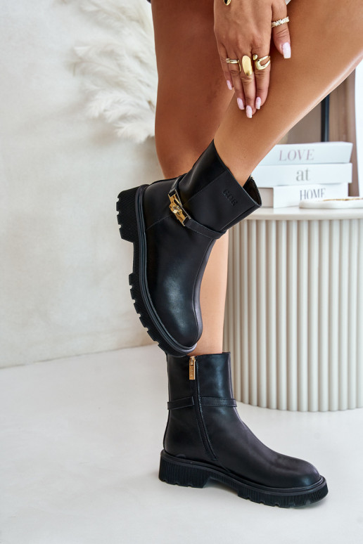 Oda Moteriški aulinukai su dirželiais pašiltinti GOE OO2N4150 juodos spalvos Oda Moteriški aulinukai su dirželiais pašiltinti GOE OO2N4150 juodos spalvos