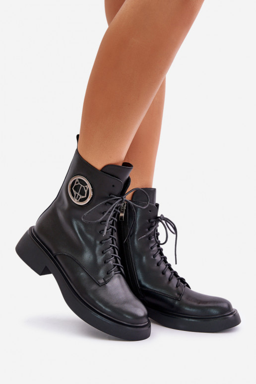 Oda Šilti suvarstomi aulinukai Į Pilį su ornamentais juodos spalvos Lorevine