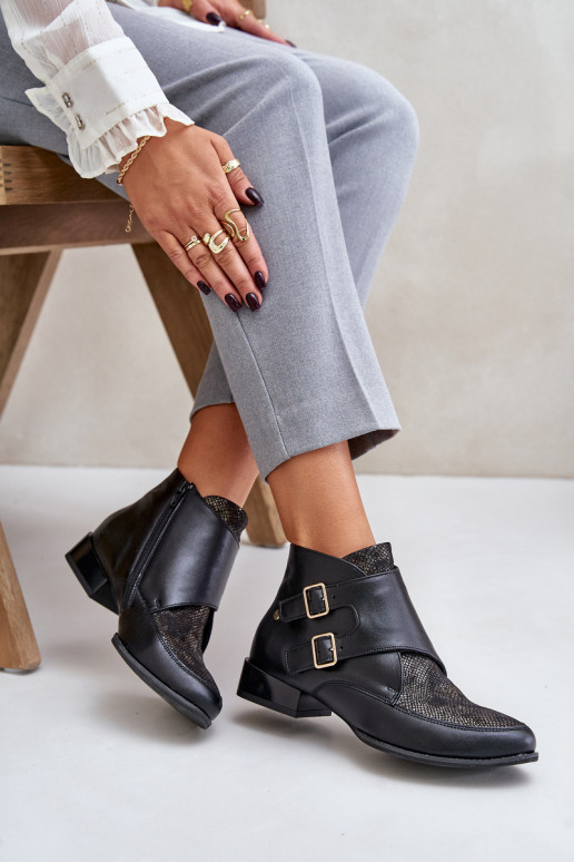 Oda Aulinukai Ant žemo kulno su sagtimis Tai turiciejka 06696-01 juodos spalvos Oda Aulinukai Ant žemo kulno su sagtimis Tai turiciejka 06696-01 juodos spalvos