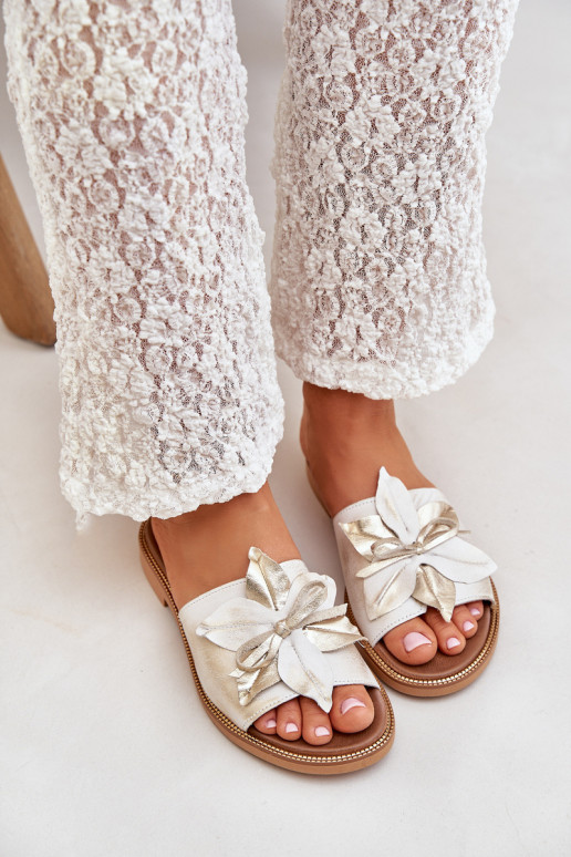 Šlepetės su ornamentais natūralios odos Zazoo 3667 aukso spalvos Przecierany Šlepetės su ornamentais natūralios odos Zazoo 3667 aukso spalvos Przecierany