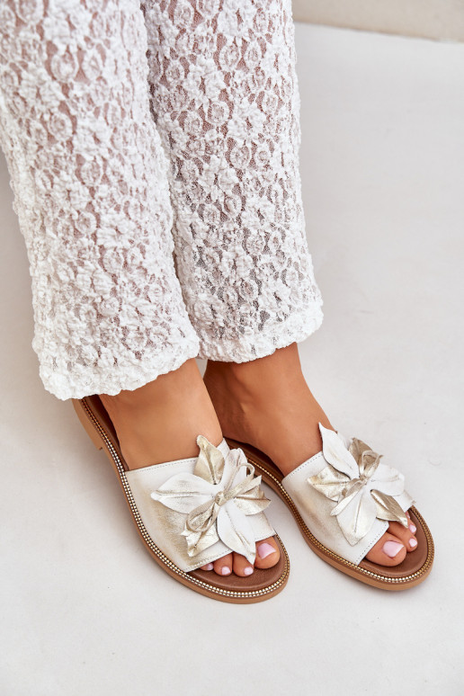 Šlepetės su ornamentais natūralios odos Zazoo 3667 aukso spalvos Przecierany Šlepetės su ornamentais natūralios odos Zazoo 3667 aukso spalvos Przecierany