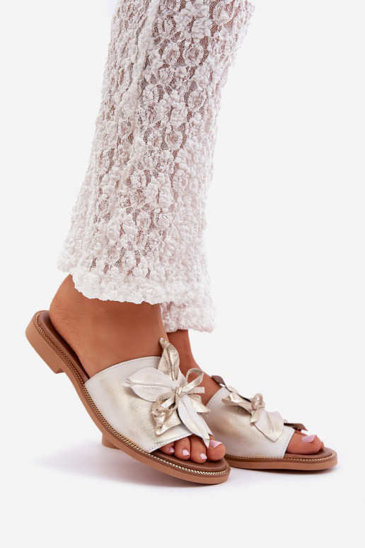 Šlepetės su ornamentais natūralios odos Zazoo 3667 aukso spalvos Przecierany Šlepetės su ornamentais natūralios odos Zazoo 3667 aukso spalvos Przecierany