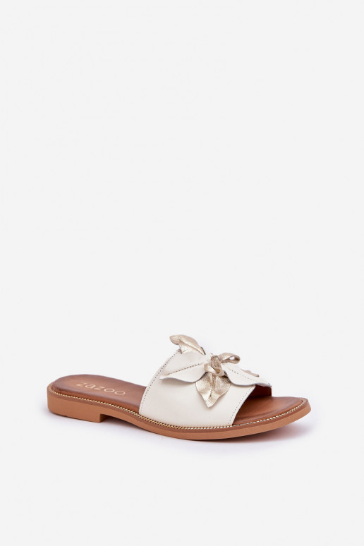 Šlepetės su ornamentais natūralios odos Zazoo 3667 baltos spalvos Šlepetės su ornamentais natūralios odos Zazoo 3667 baltos spalvos