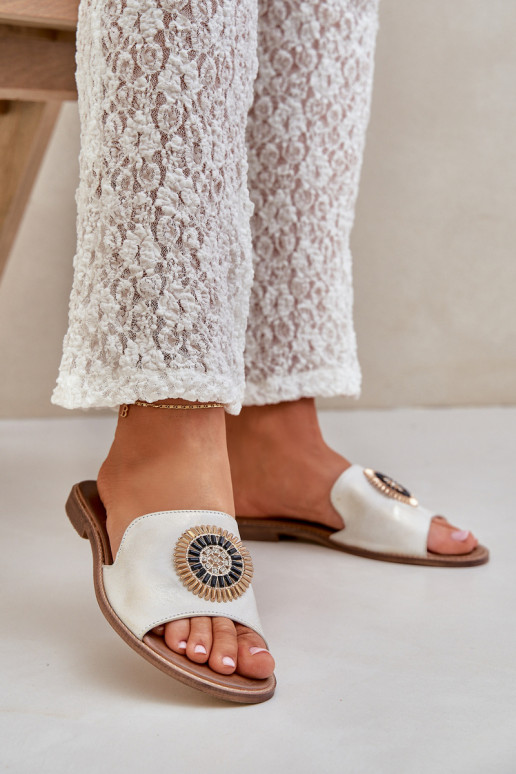 Odinės šlepetės su ornamentais su plačiais kulniukais LeĮskis 3047/O aukso spalvos Przecierany Odinės šlepetės su ornamentais su plačiais kulniukais LeĮskis 3047/O aukso spalvos Przecierany