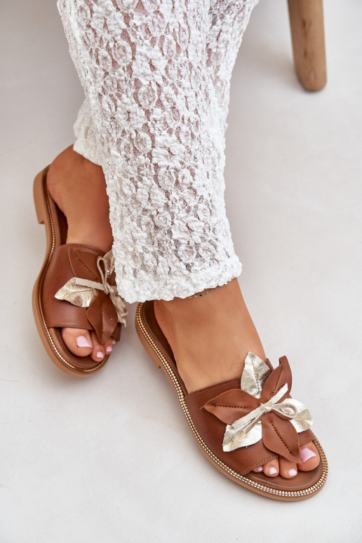 Šlepetės su ornamentais natūralios odos Zazoo 3574/Z rudos spalvos Šlepetės su ornamentais natūralios odos Zazoo 3574/Z rudos spalvos