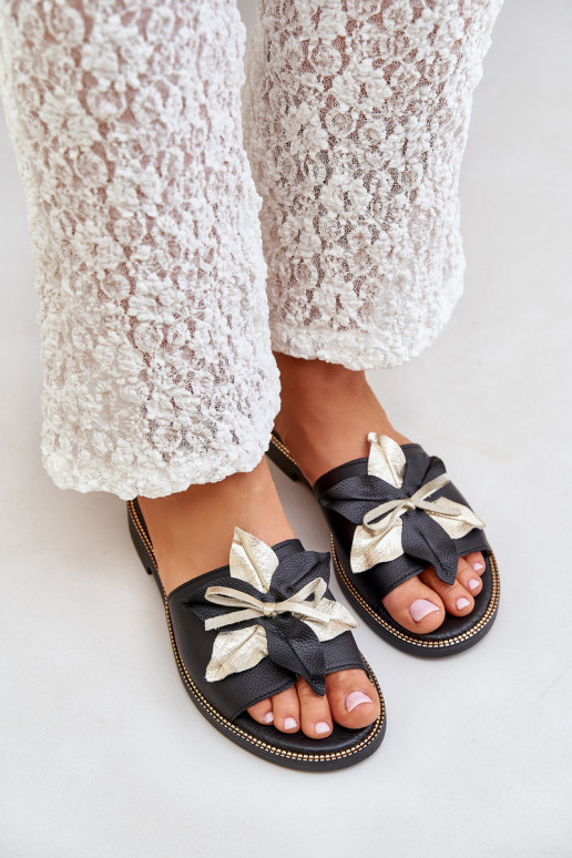 Šlepetės su ornamentais natūralios odos Zazoo 3574/Z juodos spalvos Šlepetės su ornamentais natūralios odos Zazoo 3574/Z juodos spalvos