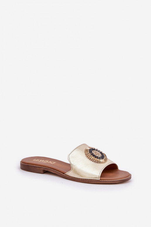 Odinės šlepetės su ornamentais su plačiais kulniukais Zazoo 3047/O aukso spalvos Odinės šlepetės su ornamentais su plačiais kulniukais Zazoo 3047/O aukso spalvos