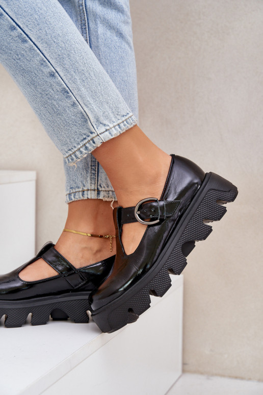 su lako efektu Oda batai su sagtimis Zazoo 20183 juodos spalvos su lako efektu Oda batai su sagtimis Zazoo 20183 juodos spalvos