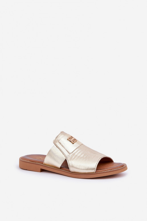 Elegantiško stiliaus Šlepetės Pagaminta iš natūralios odos su plačiais kulniukais Zazoo 40423 aukso spalvos