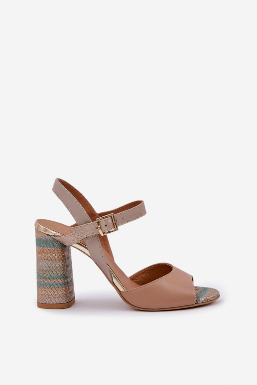 Oda Elegantiško stiliaus basutės su kulniukais Laura Messi 2136 smėlio spalvos Oda Elegantiško stiliaus basutės su kulniukais Laura Messi 2136 smėlio spalvos