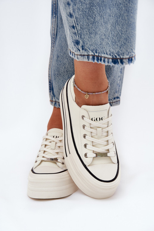 Oda Laisvalaikio bateliai su platforma GOE RR2N4106 baltos spalvos Oda Laisvalaikio bateliai su platforma GOE RR2N4106 baltos spalvos