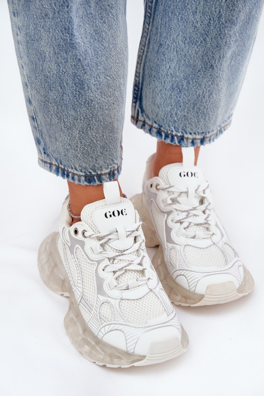 Oda Sneakers modelio batai Moteriškas GOE RR2N4083 smėlio spalvos Oda Sneakers modelio batai Moteriškas GOE RR2N4083 smėlio spalvos