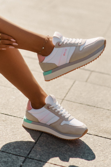 iš zomšos Sneakers modelio batai Moteriškas Big Star RR274A047 HI-POLY SYSTEM smėlio spalvos-baltos spalvos