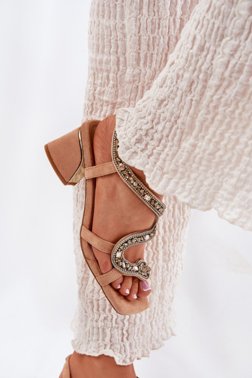 Moteriškos aukštakulnės basutės su spindinčiomis akutėmis Artiker 56C1374 smėlio spalvos Moteriškos aukštakulnės basutės su spindinčiomis akutėmis Artiker 56C1374 smėlio spalvos