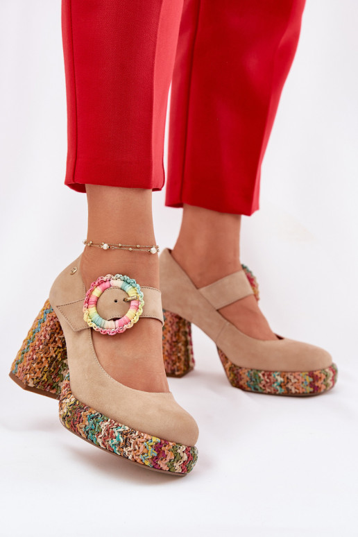 Zomšiniai bateliai Su Braid su kulniukais ir platforma Tai turiciejka 06839-04 smėlio spalvos Zomšiniai bateliai Su Braid su kulniukais ir platforma Tai turiciejka 06839-04 smėlio spalvos