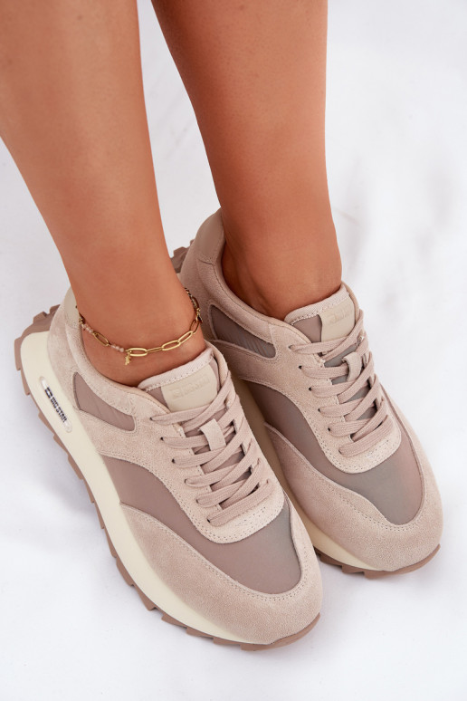 iš zomšos Sneakers modelio batai su platforma Moteriškas Big Star RR274897 HI-POLY SYSTEM smėlio spalvos