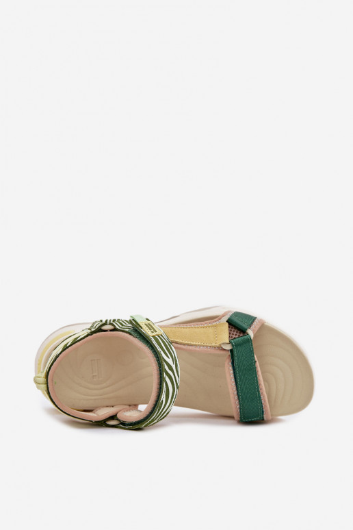 Moteriškos basutės su lipniais užsegimais D.Franklin DFSH406003 žalios spalvos