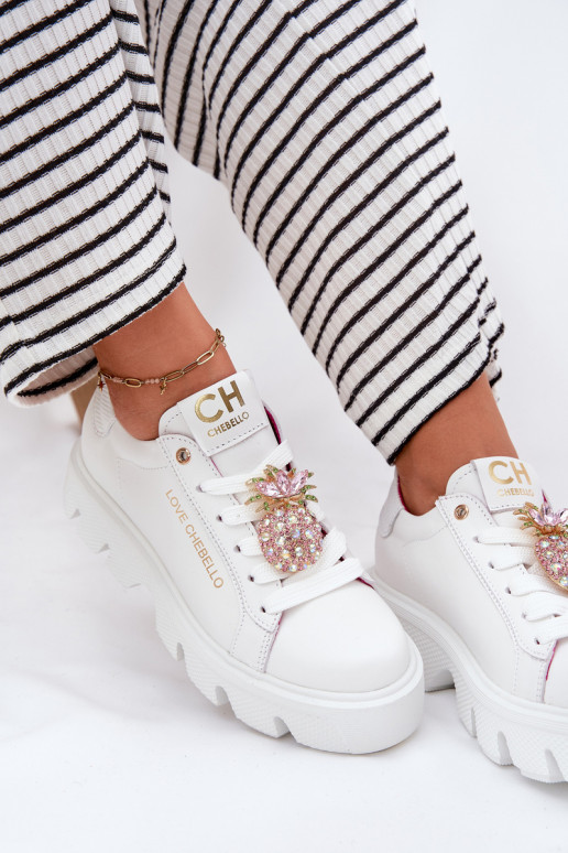 Oda Sneakers modelio batai dekoruoti Broszką Ananas CheBello 4651 baltos spalvos Oda Sneakers modelio batai dekoruoti Broszką Ananas CheBello 4651 baltos spalvos