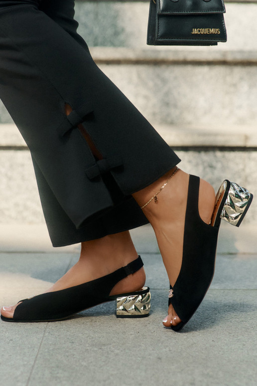 iš zomšos Elegantiško stiliaus Moteriškos basutės CheBello 4724 juodos spalvos