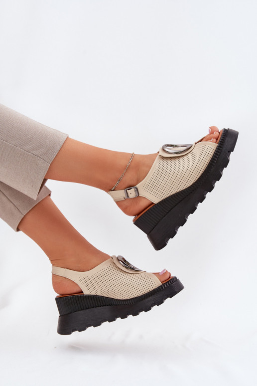 Moteriškos basutės Moteriškas Ant platformos su ornamentais Artiker 56C0111 smėlio spalvos