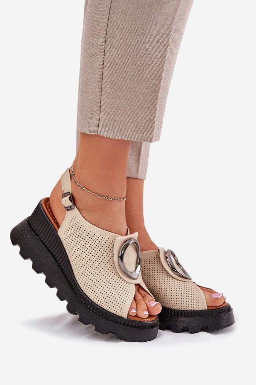 Moteriškos basutės Moteriškas Ant platformos su ornamentais Artiker 56C0111 smėlio spalvos