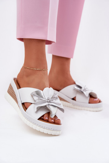 Odinės šlepetės Moteriškas Ant platformos Su puošniais Gėlė Artiker 54C0538 Baltos-sidabro spalvos 2