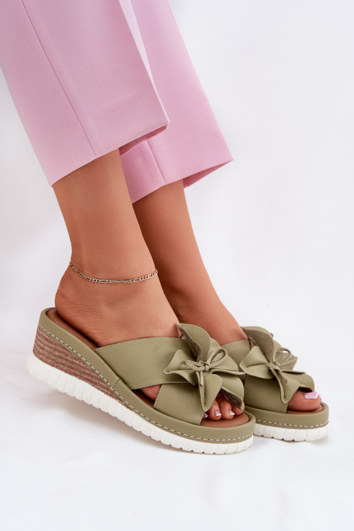 Odinės šlepetės Moteriškas Ant platformos Su puošniais Gėlė Artiker 52C0503 žalios spalvos Odinės šlepetės Moteriškas Ant platformos Su puošniais Gėlė Artiker 52C0503 žalios spalvos