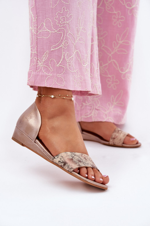 Moteriškos basutės Tai turiciejka 01971-71 aukso spalvos Moteriškos basutės Tai turiciejka 01971-71 aukso spalvos