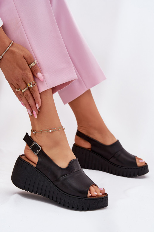 Moteriškos basutėssuĮjungtaturalnej Skóry Ant platformos Artiker 54C0791 juodos spalvos Moteriškos basutėssuĮjungtaturalnej Skóry Ant platformos Artiker 54C0791 juodos spalvos